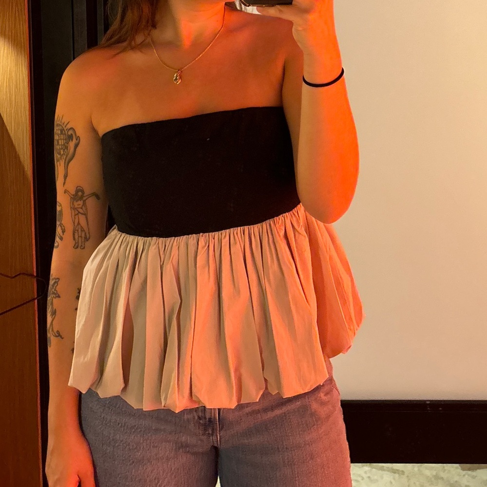 Abercrombie and Fitch Bubble Strapless Top